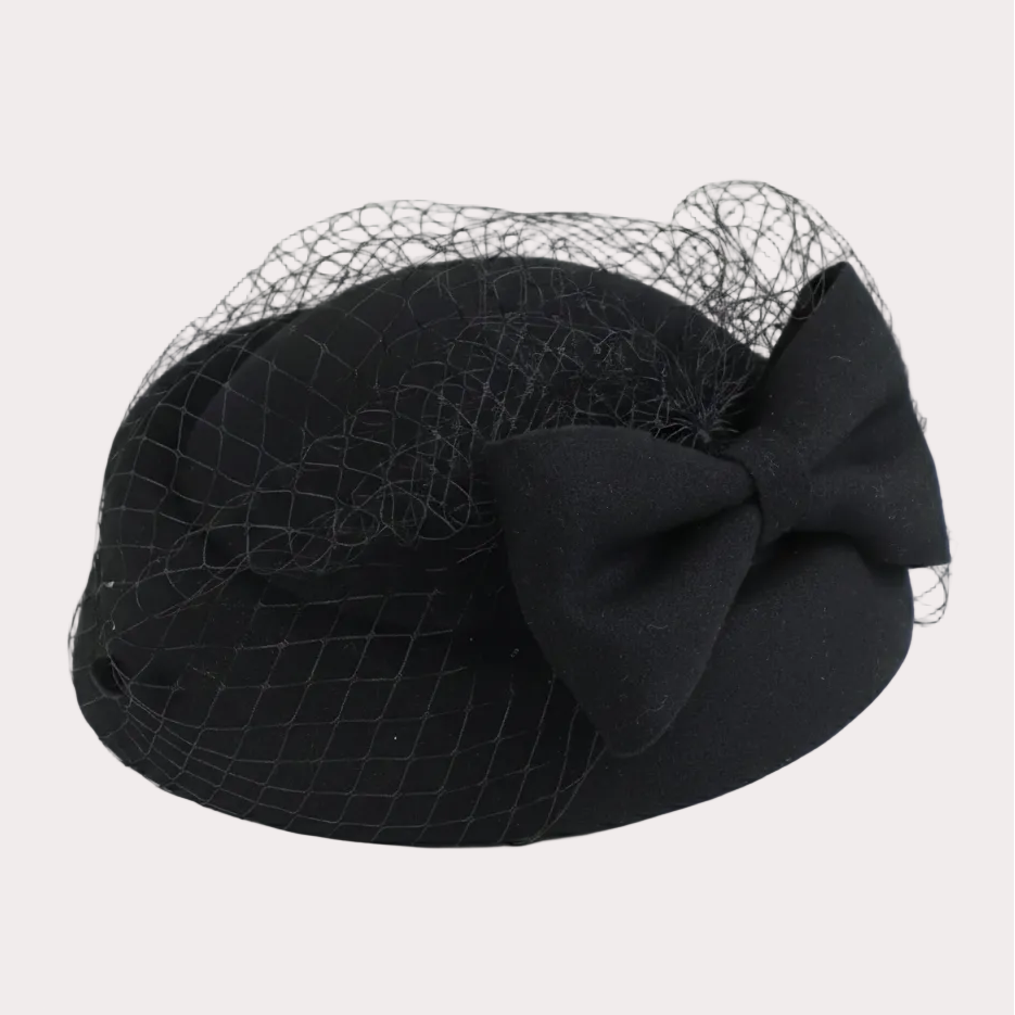 Luna Noir Bow Beret