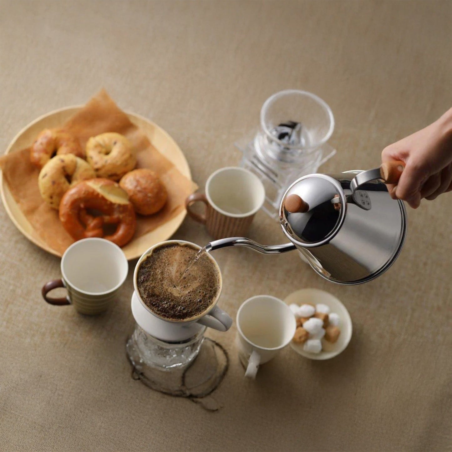 Yoshikawa Café Time Drip Kettle – Japanese Gooseneck Pour-Over Kettle