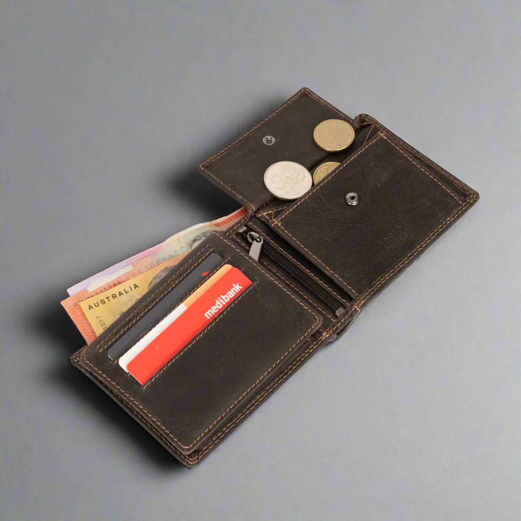 Greenwood Leather Men's Wallet. RFID-Blocking Oil Pull-Up Leather
