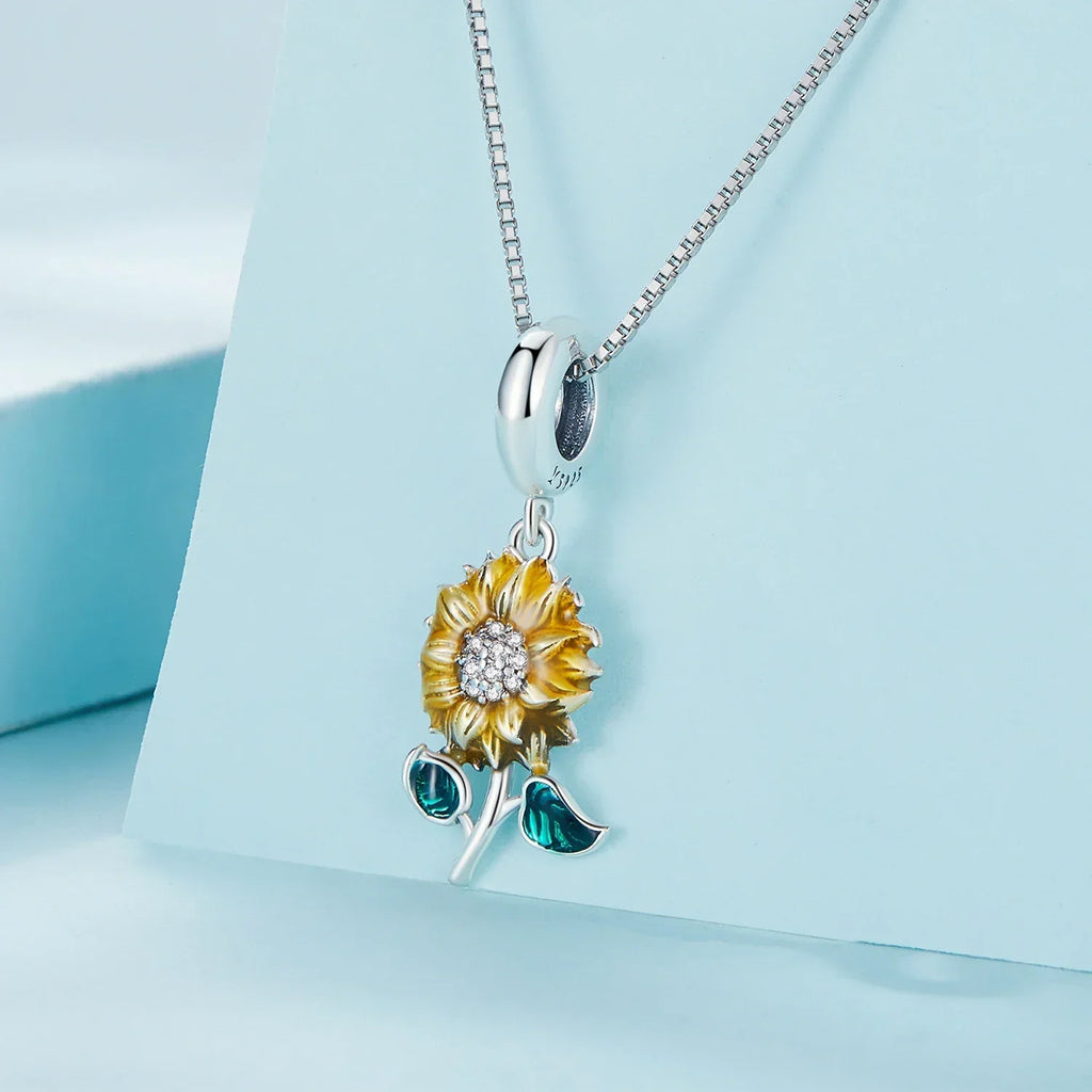 Vintage 925 Sterling Silver Sunflower Pendant Necklace