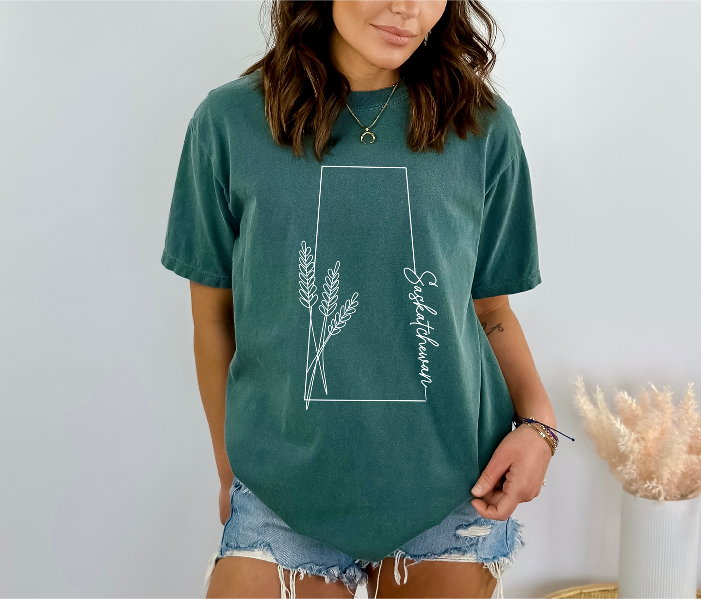 Saskatchewan Line Art Unisex T-shirt