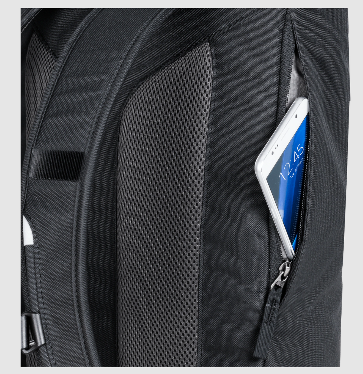 Jack Wolfskin Allspark OSRAM Illuminated 20 L Courier Backpack
