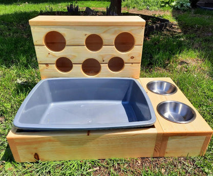 Six Hole Rabbit Hay Feeder & Litter Pan Combo
