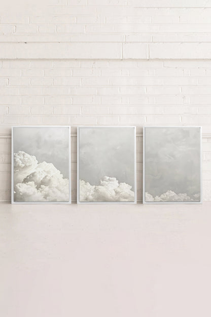 ANTIQUE CLOUDSCAPE TRIO (3 Oeuvres sur toile étirée)