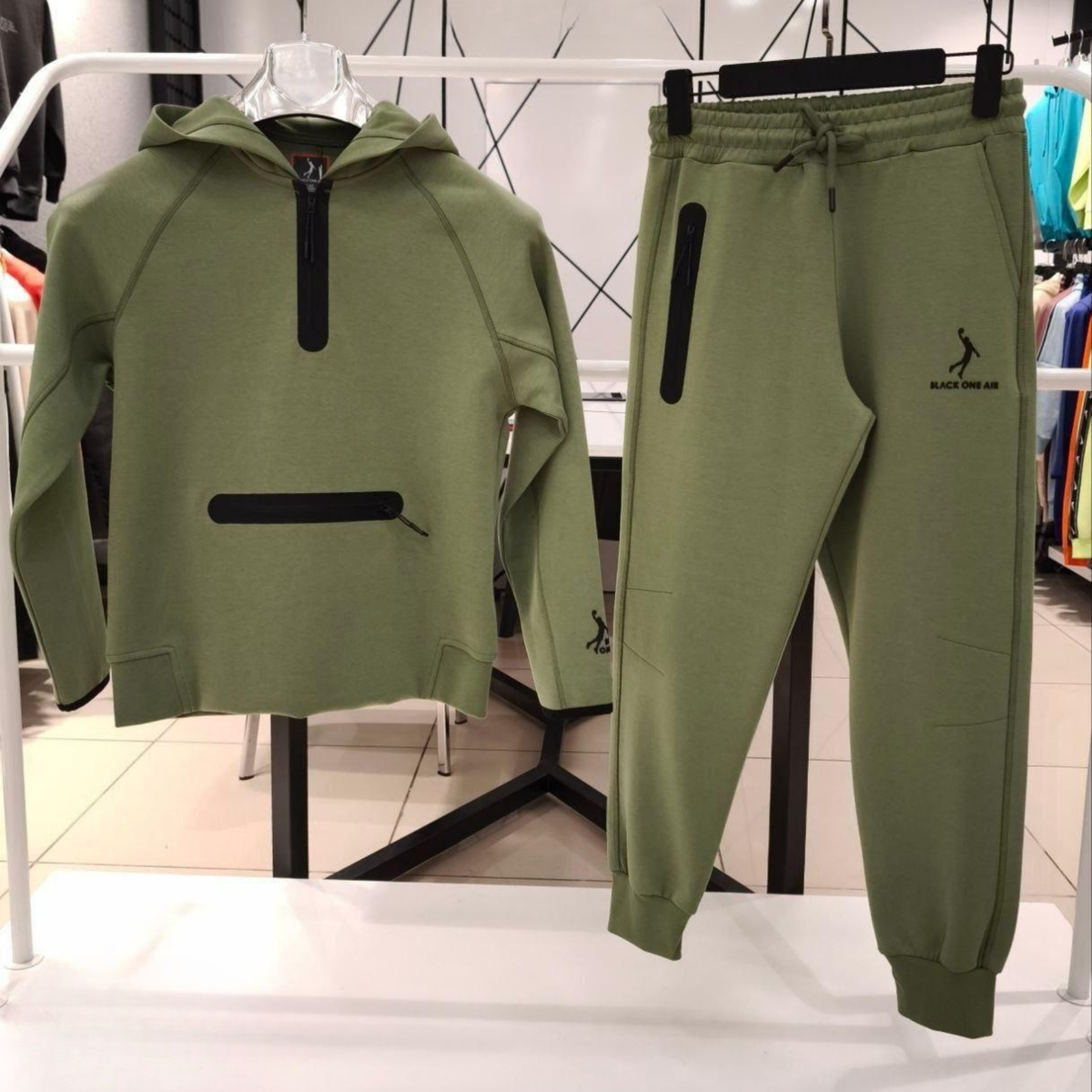 Pullover Unisex Jogger Set