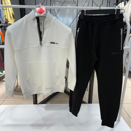 Sports One Unisex Joggers Set