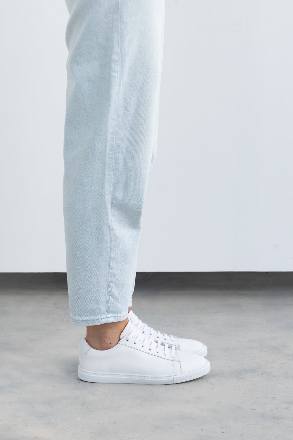 Off White Calfskin Città Sneaker