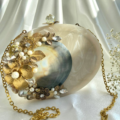 ARIEL Clutch - Products Added