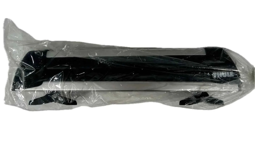 Thule 91724 Universal Flat Top 4 Carrier(MISSING PARTS, READ DESCRIPTION)