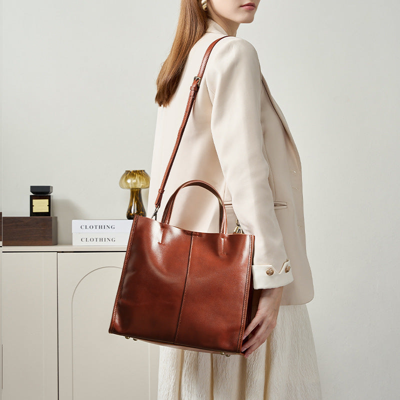 Genuine Leather High-End Womens Stylish And Versatile Handbag