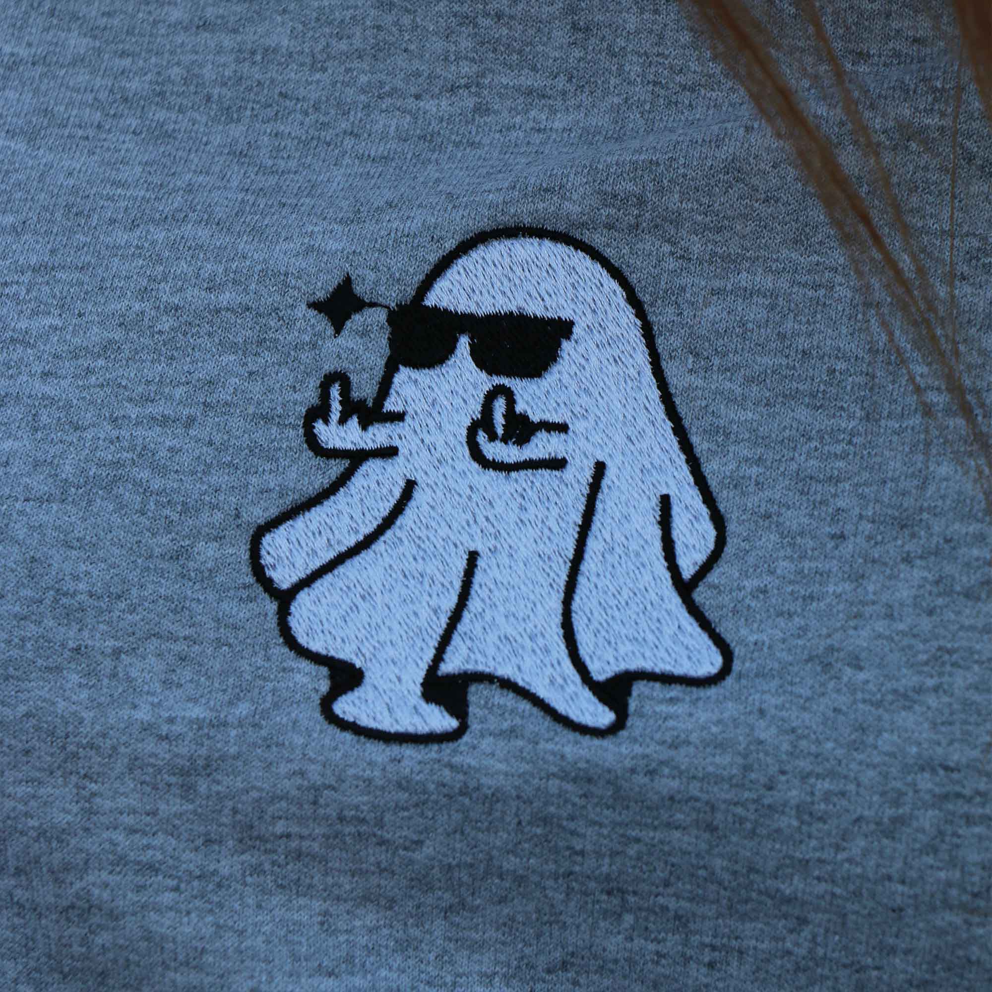 Hoodie Ghost à lunettes brodé