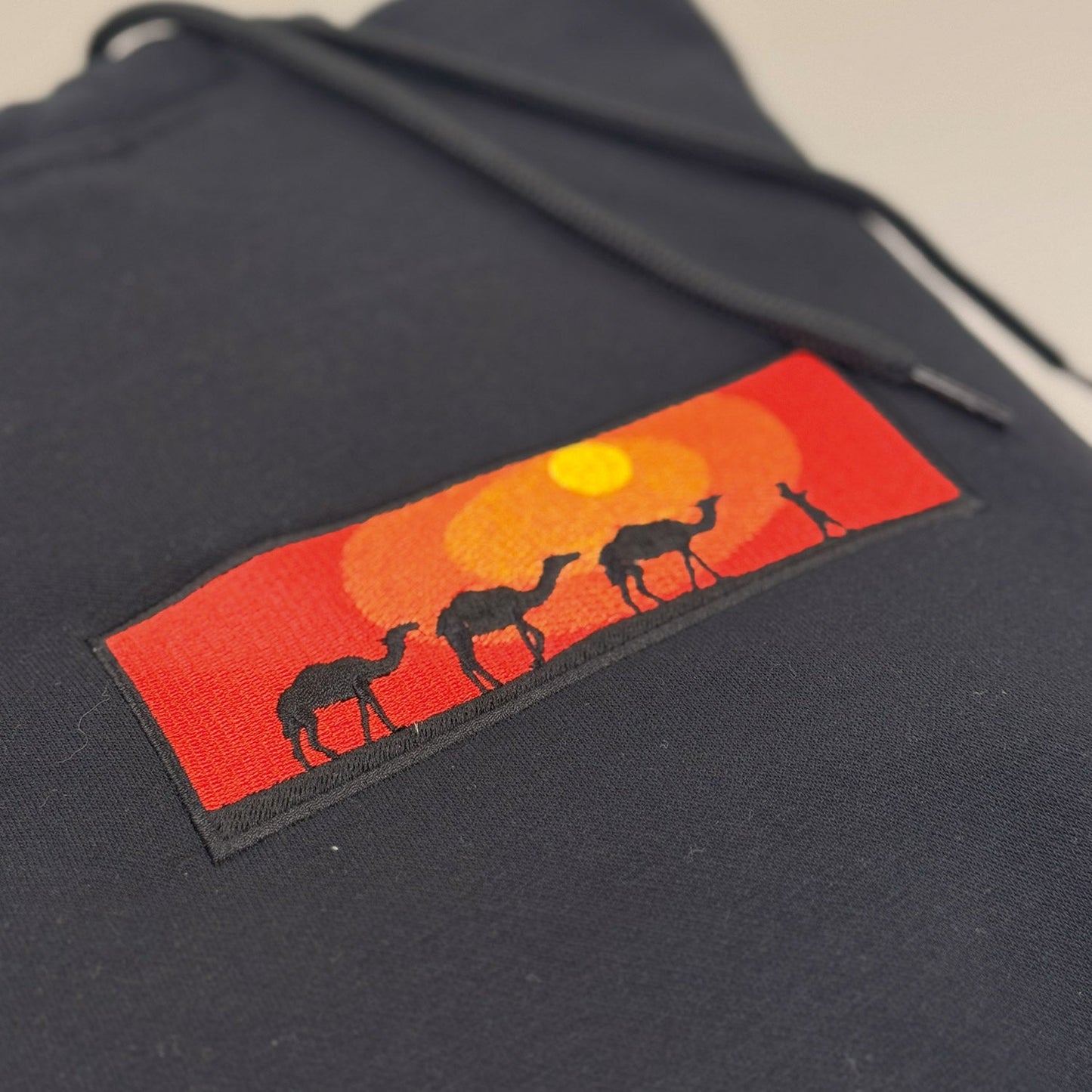 Hoodie Désert brodé