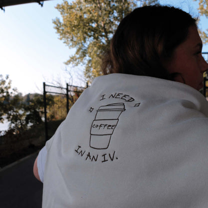 Crewneck "I Need Coffee" brodé