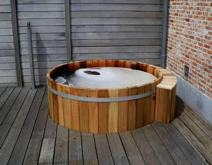 Fluid Float Colonial Cedar Hot Tub