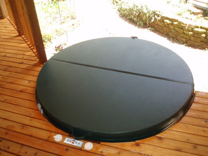 Fluid Float Colonial Cedar Hot Tub