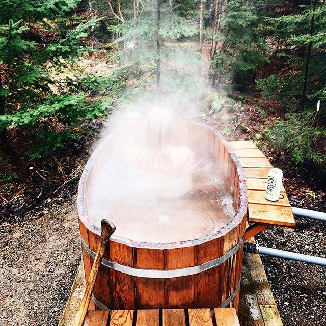 Fluid Float Japanese Cedar Soaking Tub