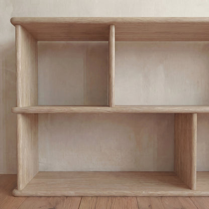 Horizontal bookshelf in white oak