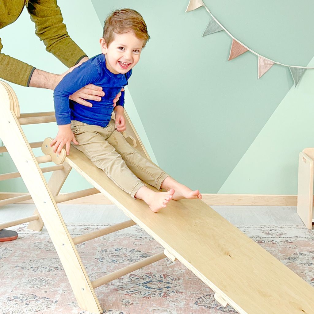 CRANBERRY CLIMBER - Montessori Wooden Triangle