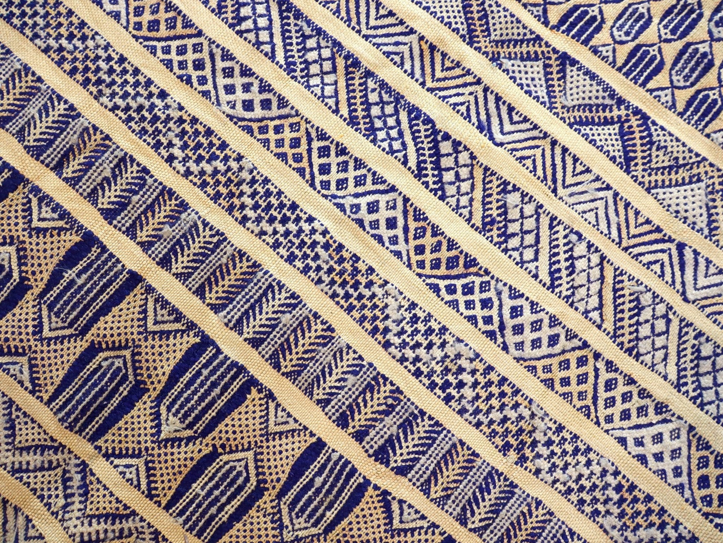 Moroccan Tiflet Kilim Rug | 3' 3" x 4' 3"