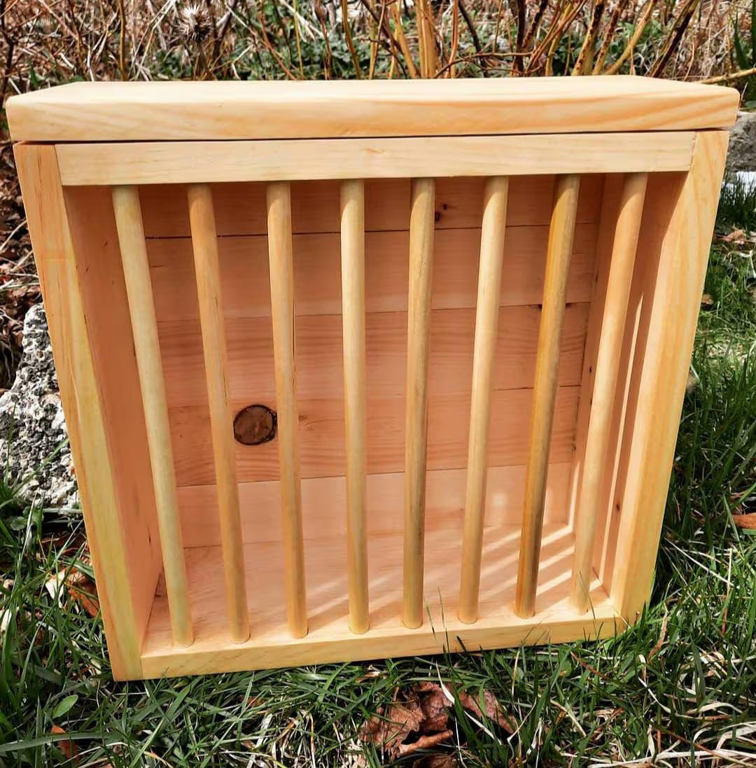 Mounted Hay Feeder for Rabbits & Guinea Pigs - Products Added