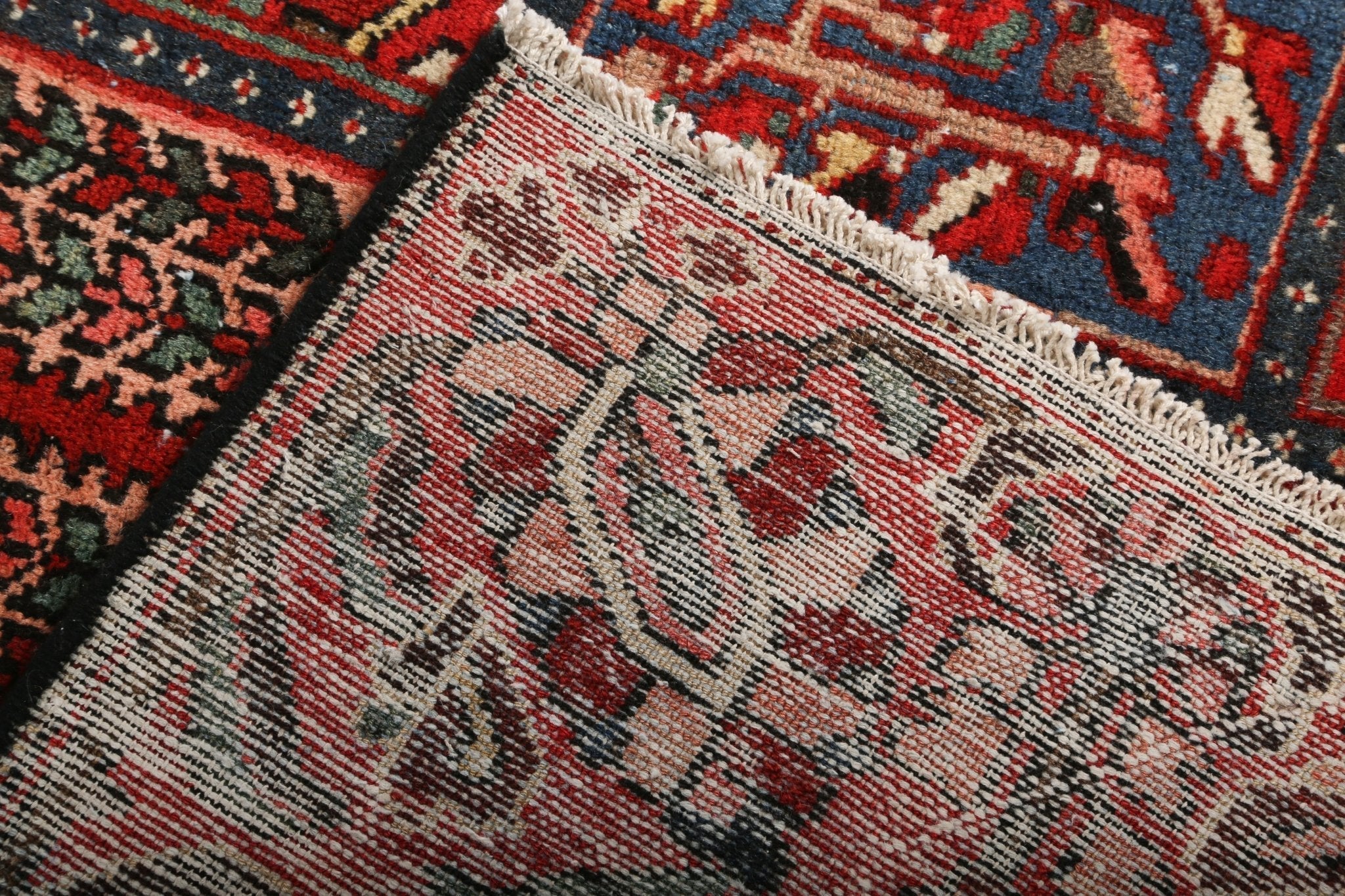 Persian Bakhtiari Rug | 8' 6" x 12' 6"