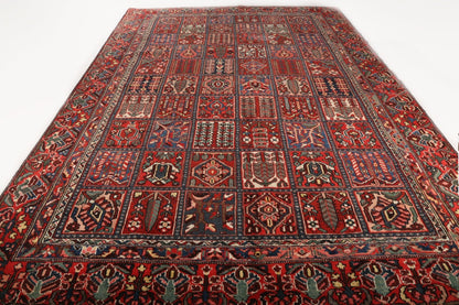Persian Bakhtiari Rug | 8' 6" x 12' 6"
