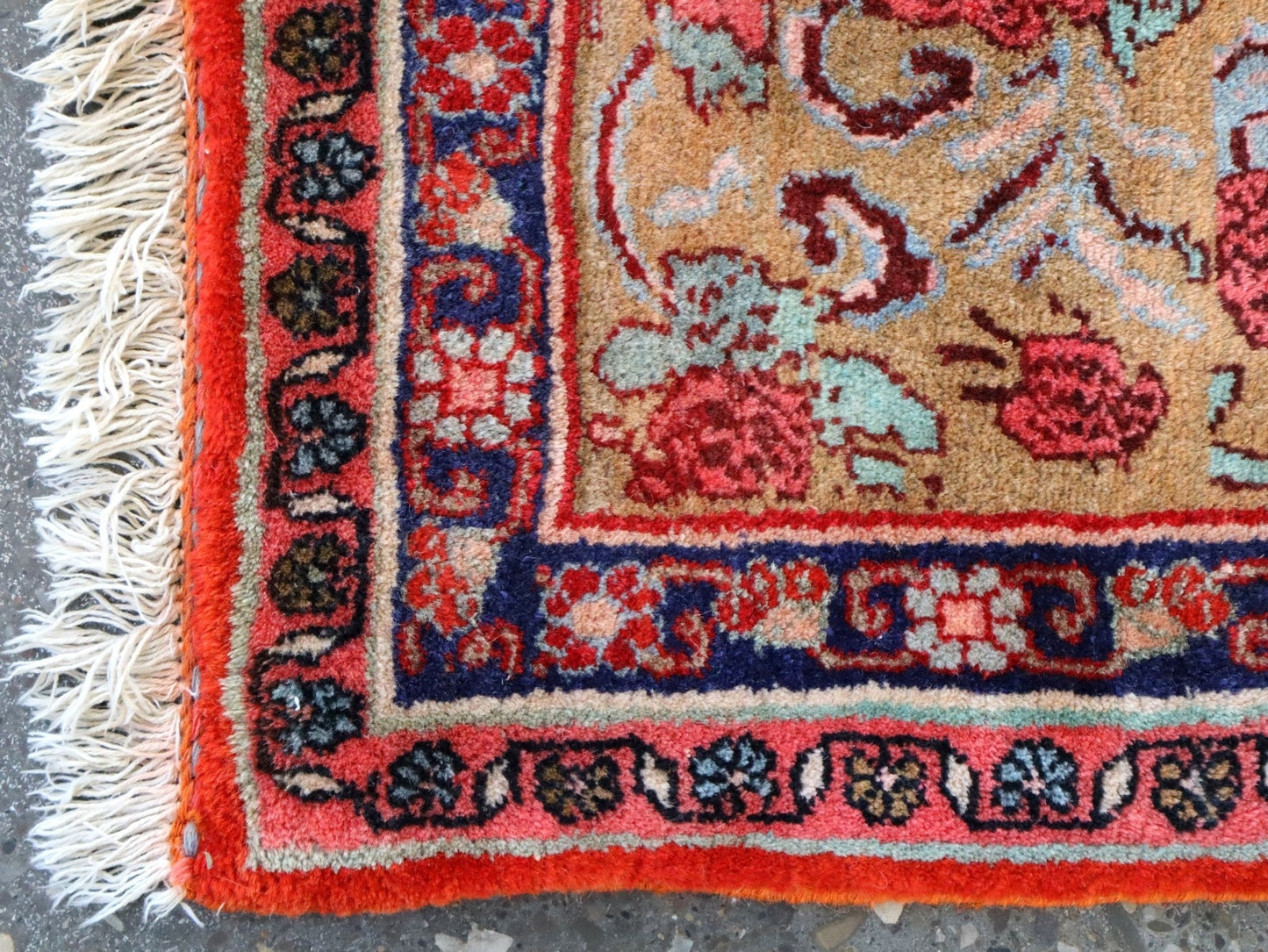 Persian Bidjar Rug | 8' 7" x 11' 10"