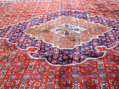 Persian Bidjar Rug | 8' 7" x 11' 10"