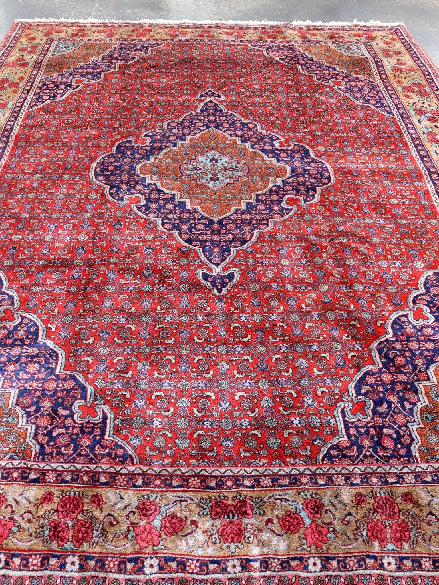 Persian Bidjar Rug | 8' 7" x 11' 10"