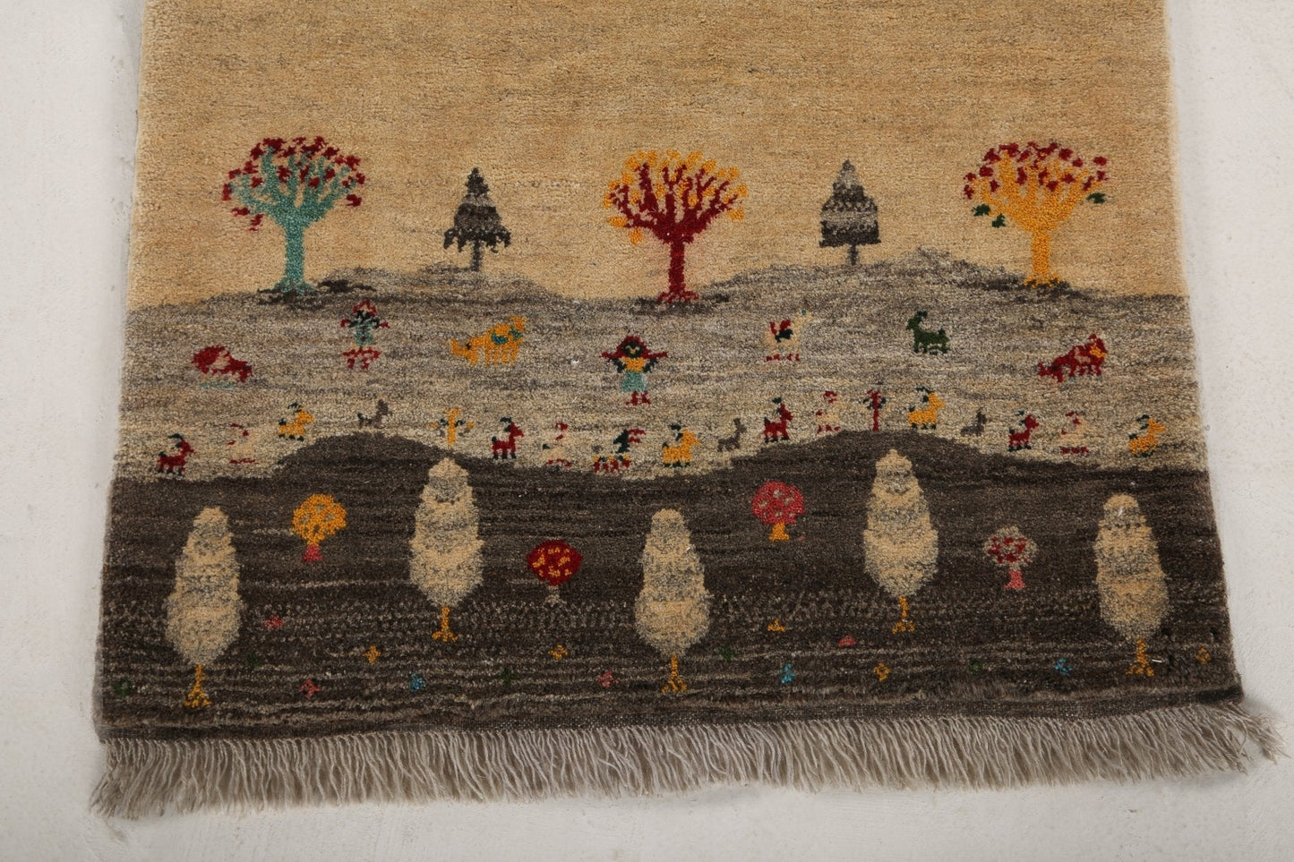 Persian Gabbeh Rug | 2' 9"	x 4'