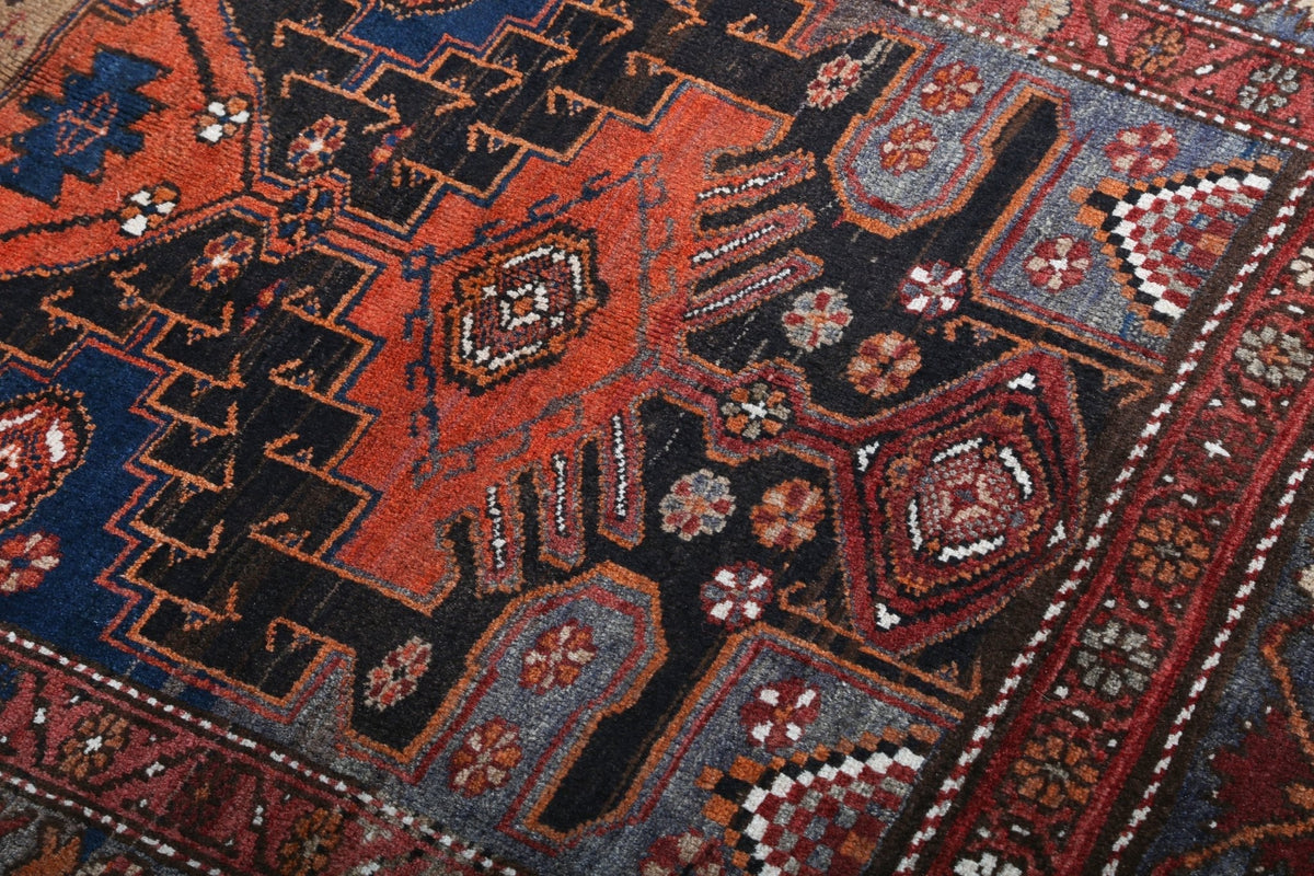 Persian Hamadan Rug | 4' 3" x 6' 8"