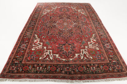 Persian Heriz Rug | 6' 9" x 9' 6"
