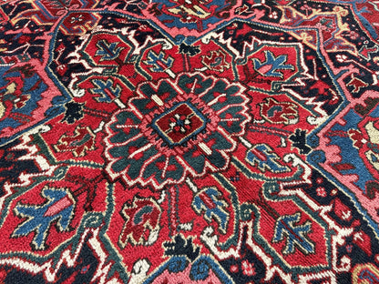 Persian Heriz Rug | 8' 3" x 12' 6"