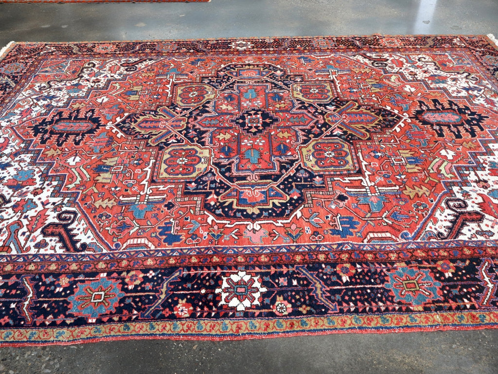 Persian Heriz Rug | 9' 5" x 12' 10"