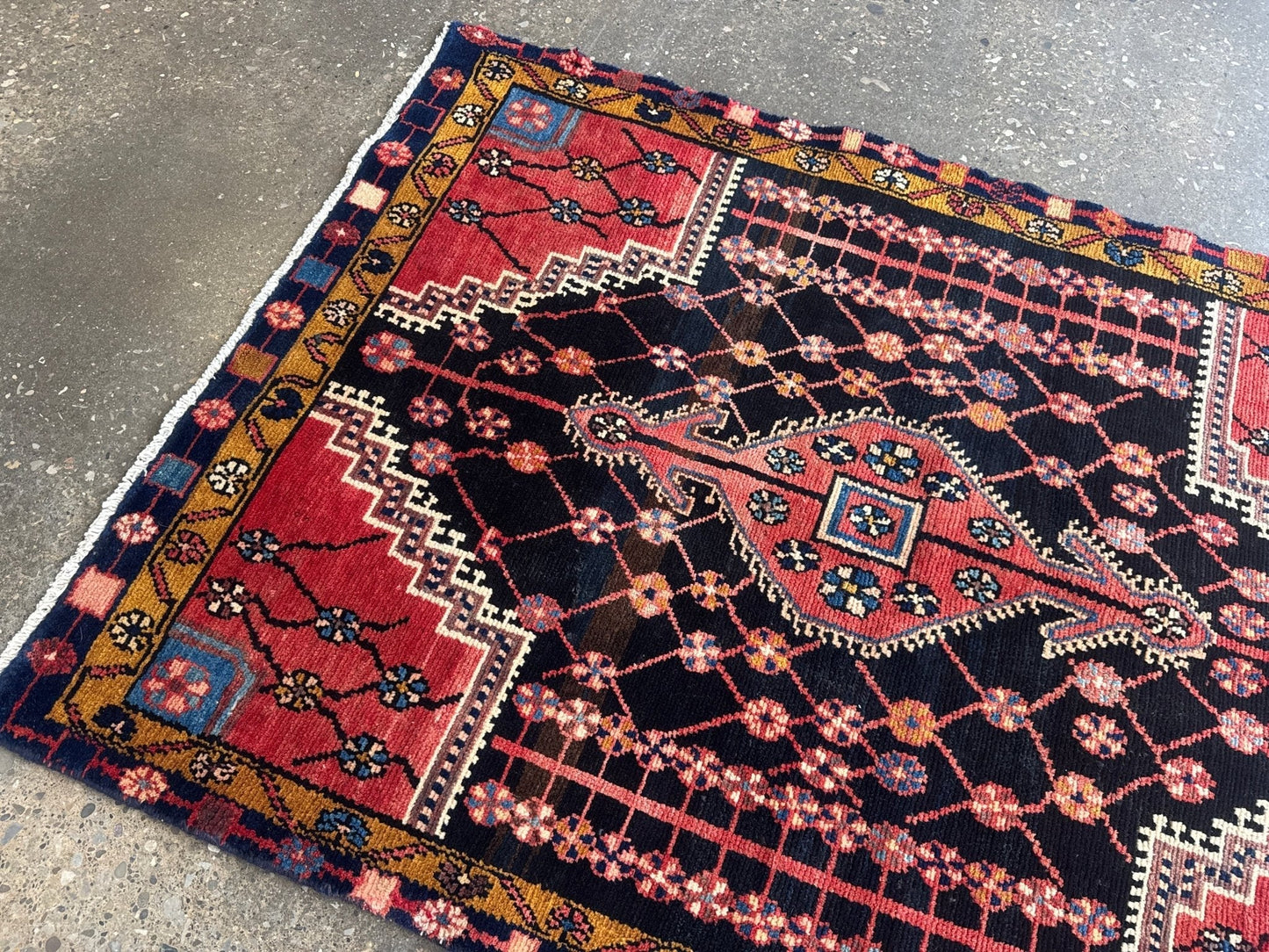 Persian Jozan Rug | 3' 3" x 4' 6"