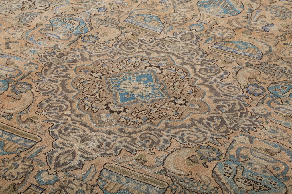 Persian Kashmar Rug | 6' 4" x 9' 3"