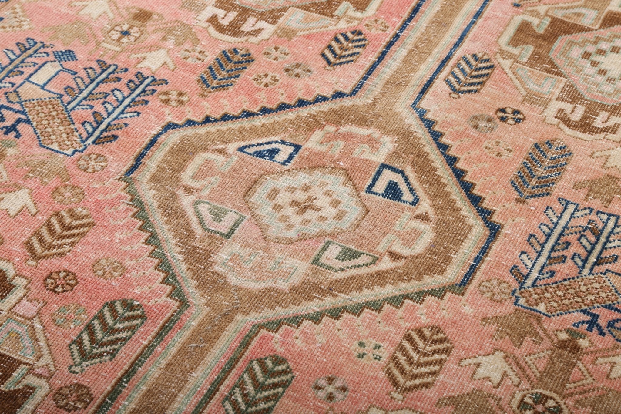 Persian Mahal Rug | 4' 9" x 9' 5"