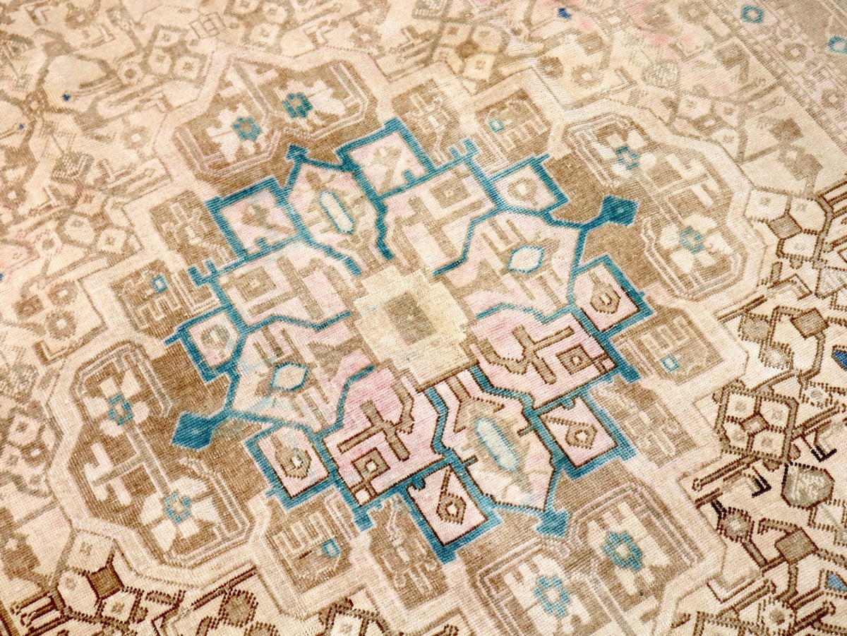 Persian Nahavand Rug | 5' 1” x 9' 4"