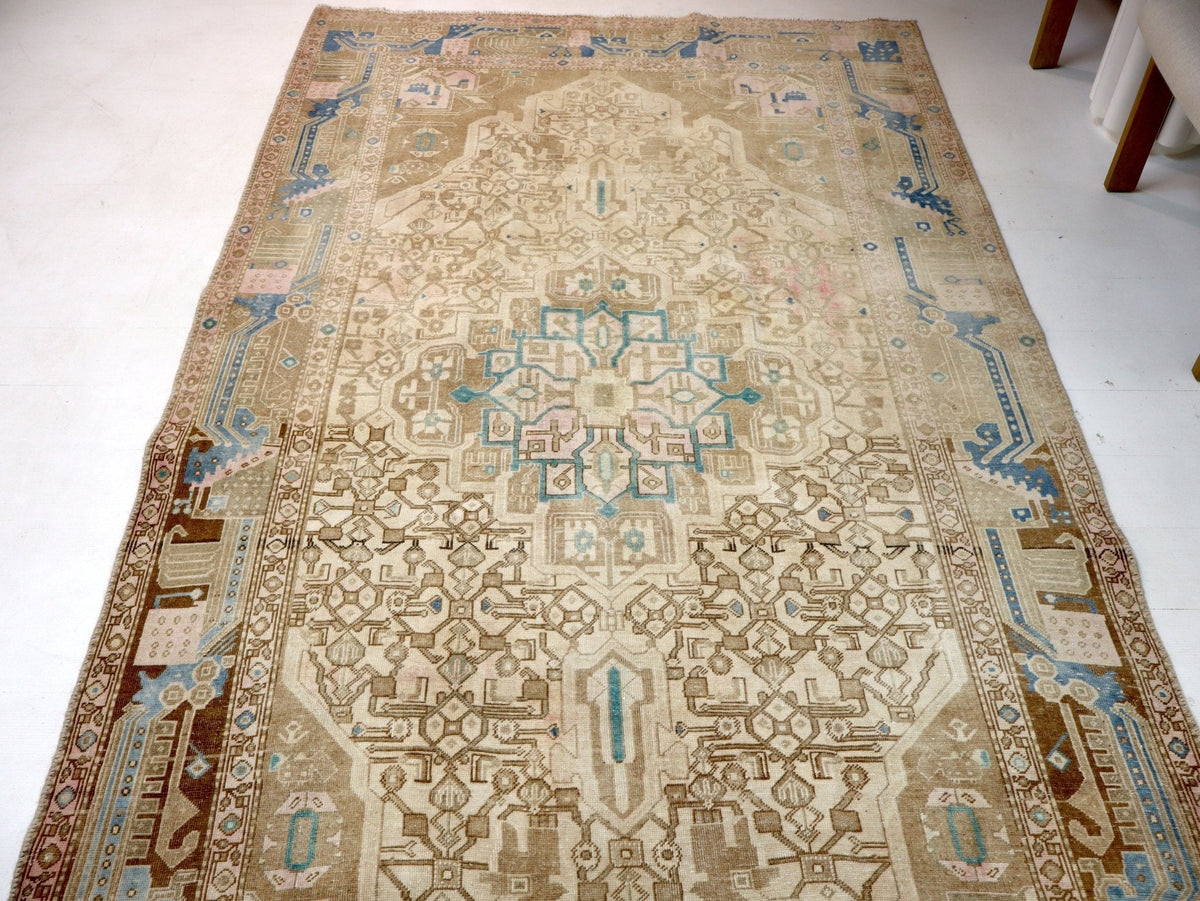 Persian Nahavand Rug | 5' 1” x 9' 4"