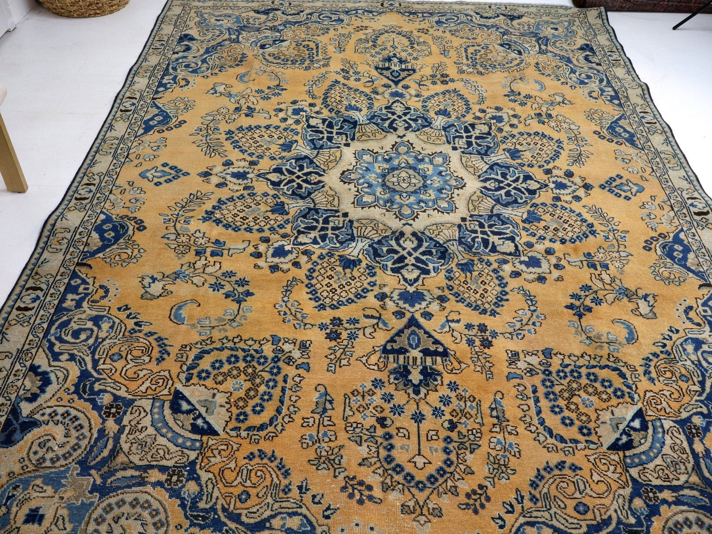 Persian Sabzevar Rug | 7' 3” x 10' 2"