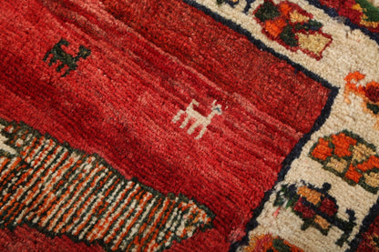 Persian Shiraz Rug | 5' 11" x 6' 9"