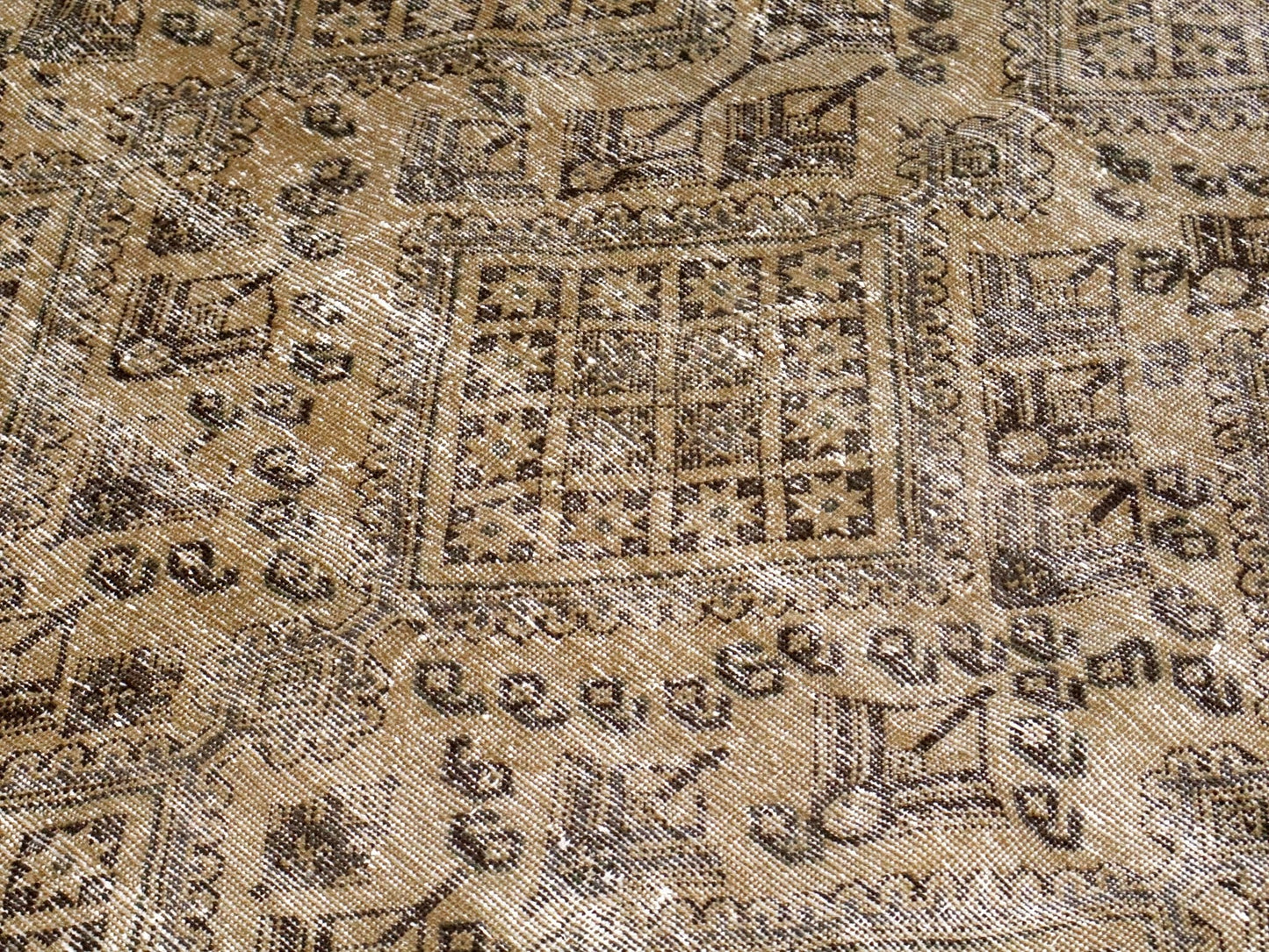 Persian Sirjan Rug | 6' 8” x 9' 11"