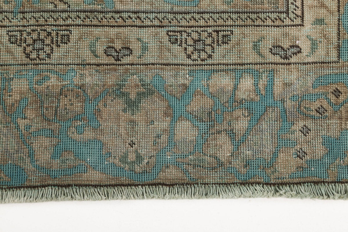Persian Tabriz Rug | 5' 9" x 9' 1"