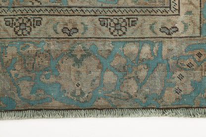 Persian Tabriz Rug | 5' 9" x 9' 1"