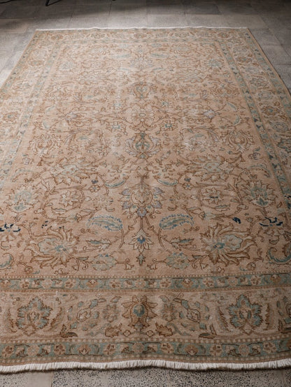 Persian Tabriz Rug | 6' 11” x 10' 1"