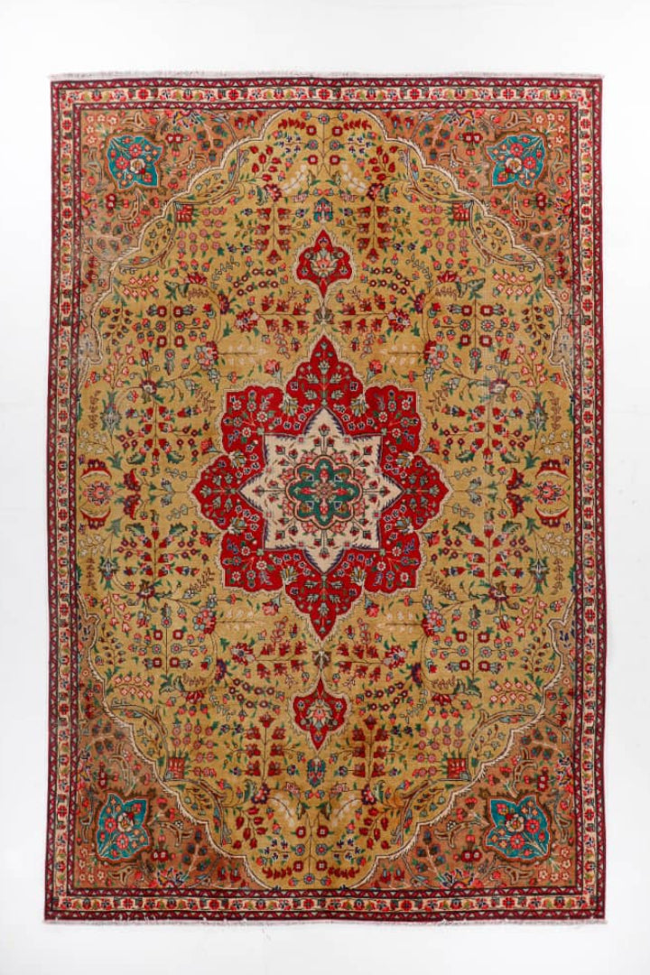 Persian Tabriz Rug | 7' 5" x 10' 8"
