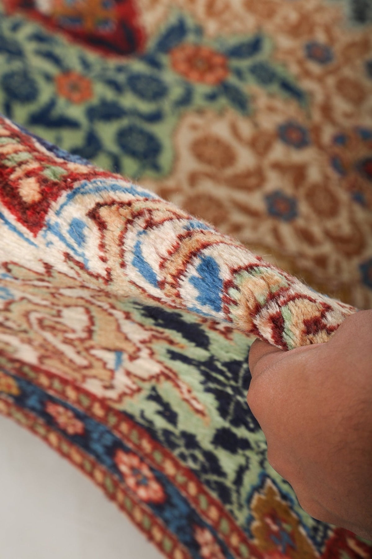 Persian Tabriz Rug | 9' 5" x 12' 8"