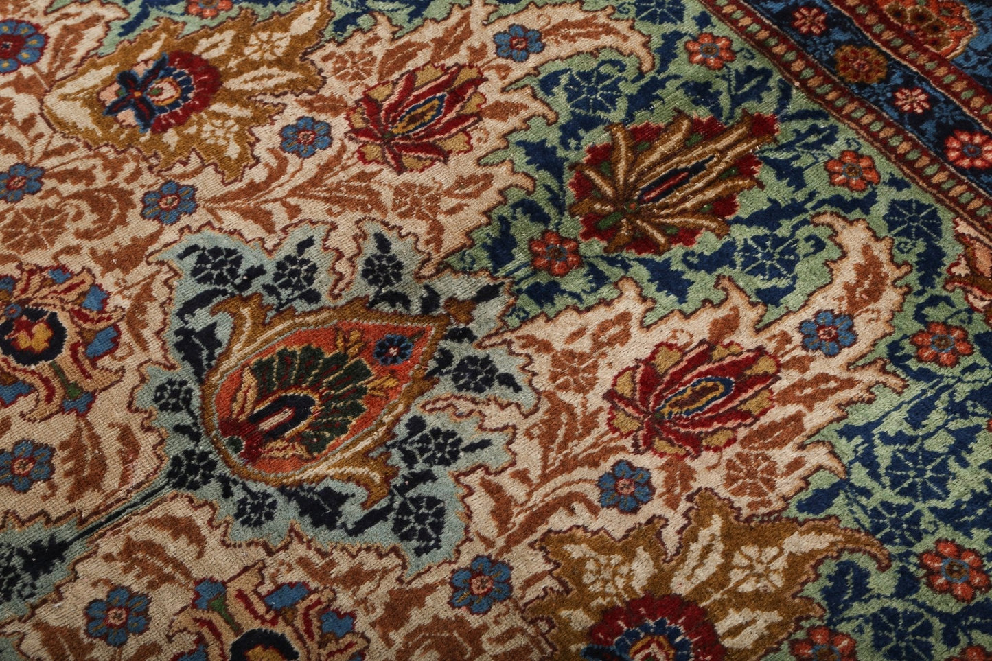Persian Tabriz Rug | 9' 5" x 12' 8"