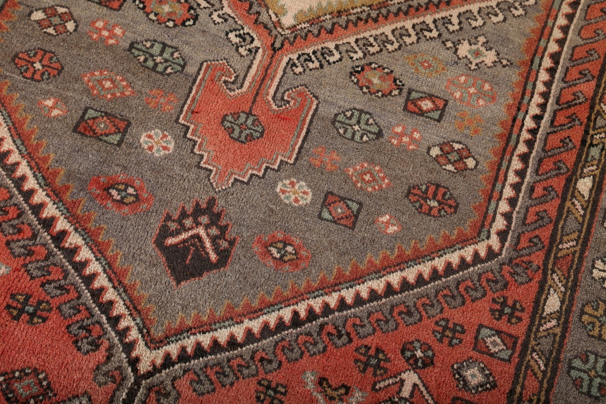 Persian Zanjan Rug | 4' 3" x 7' 10"
