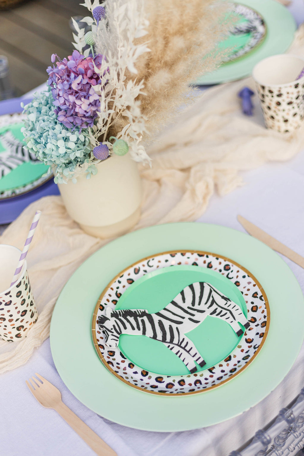 Leopard Plates